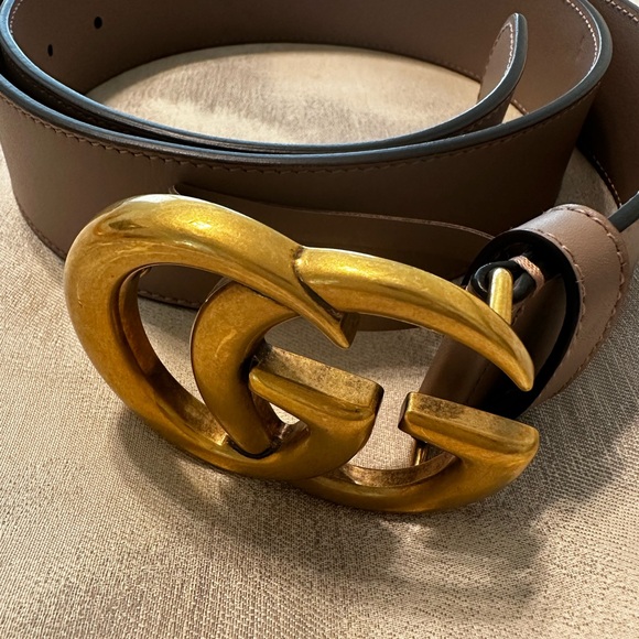Gucci Taupe Belt with Gold Buckle - Picture 2 of 5